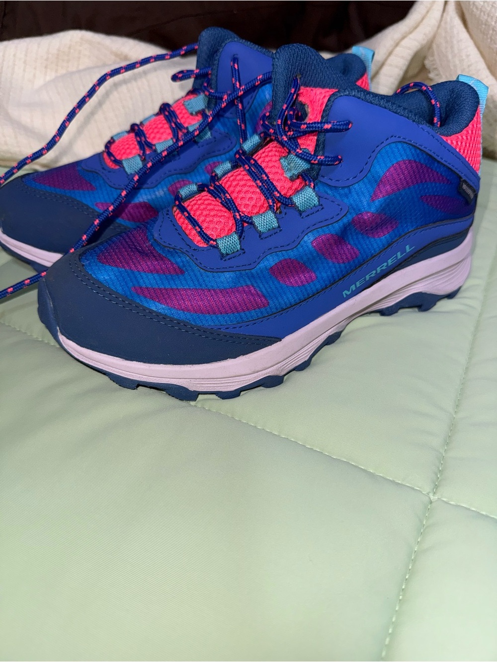 Merrell Kids Blue & Pink Lightweight Trail Sneakers